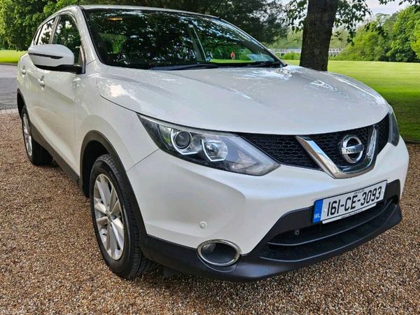 Nissan Qashqai Hatchback, Petrol, 2016, White