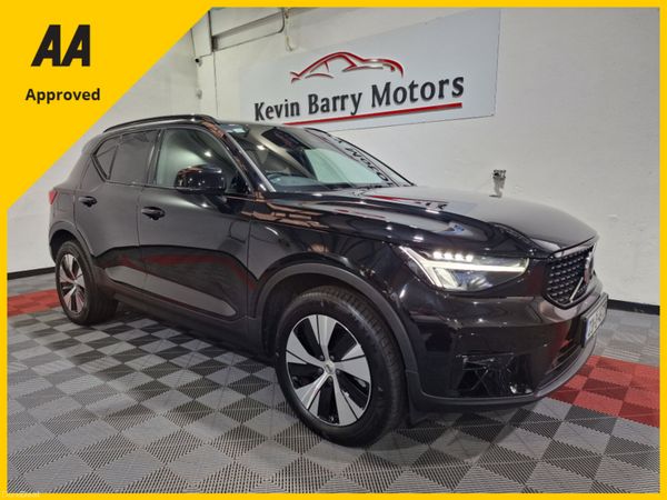 Volvo XC40 SUV, Petrol Plug-in Hybrid, 2023, Black