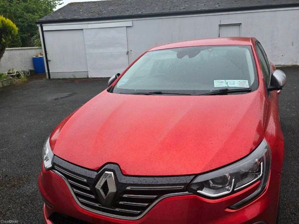 Renault Megane Hatchback, Petrol, 2019, Red