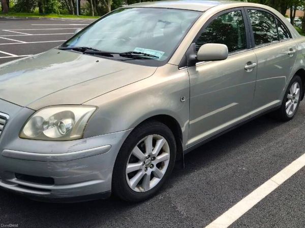 Toyota Avensis Saloon, Petrol, 2005, Green