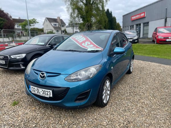 Mazda Mazda2 Hatchback, Petrol, 2013, Blue