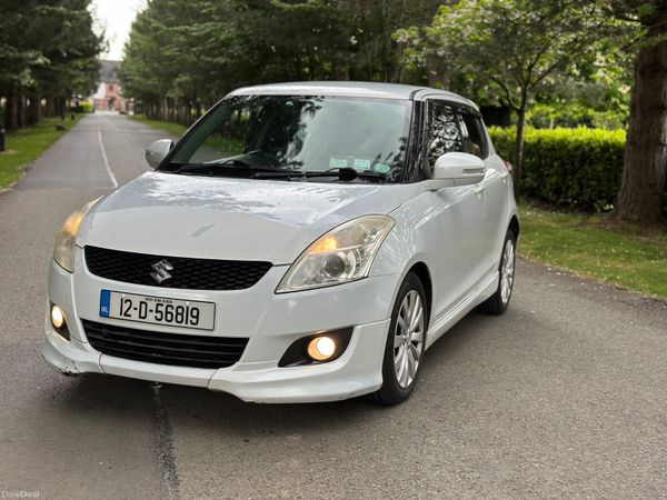 Suzuki Swift Hatchback, Petrol, 2012, White