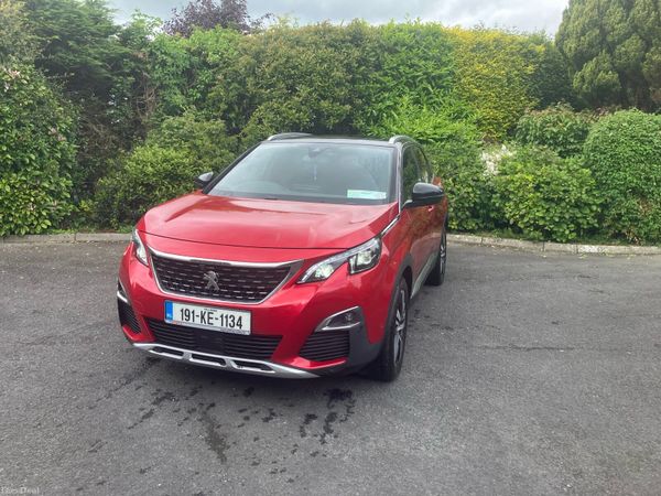Peugeot 3008 MPV, Diesel, 2019, Red