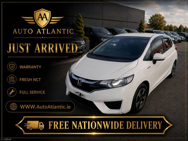 Honda Fit Hatchback, Petrol Hybrid, 2016, White