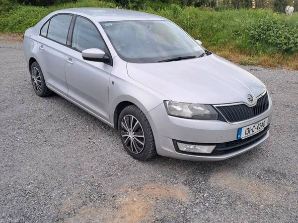 Skoda Rapid Saloon, Diesel, 2013, Silver