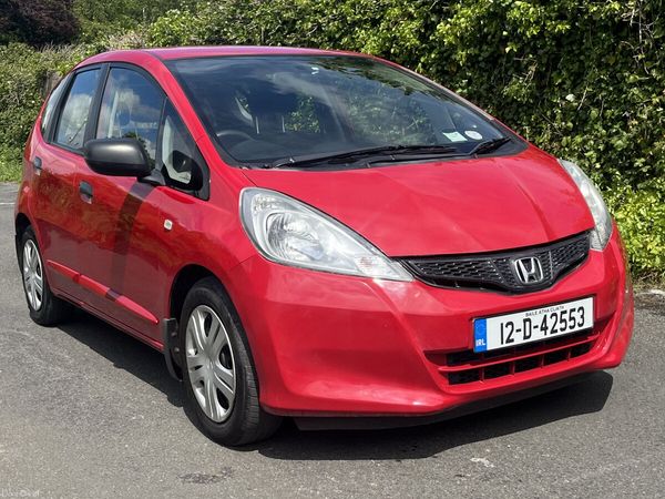 Honda Jazz Hatchback, Petrol, 2012, Red