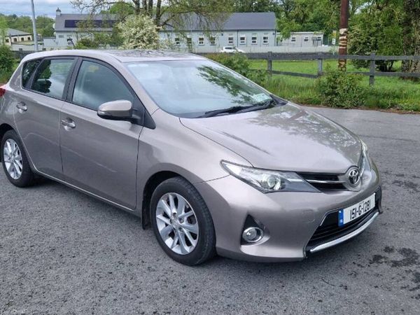 Toyota Auris MPV, Petrol, 2015, Bronze