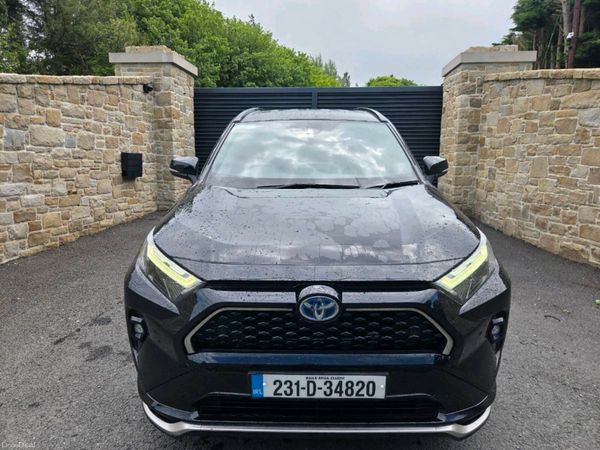 Toyota RAV4 SUV, Petrol Hybrid, 2023, Black