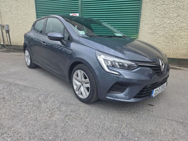 Renault Clio Hatchback, Petrol, 2022, Grey