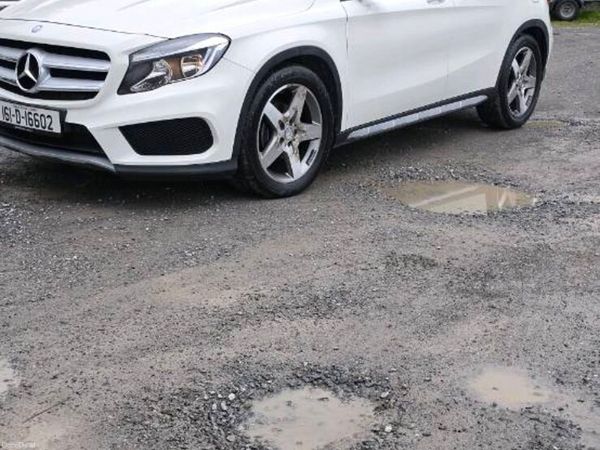 Mercedes-Benz GLA SUV, Diesel, 2016, White