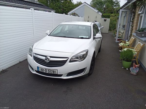 Vauxhall Insignia Estate, Diesel, 2015, White
