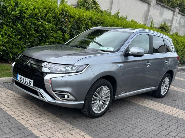 Mitsubishi Outlander SUV, Petrol Plug-in Hybrid, 2018, Grey
