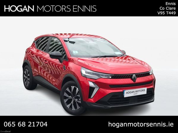 Renault Captur Hatchback, Petrol, 2026, Red