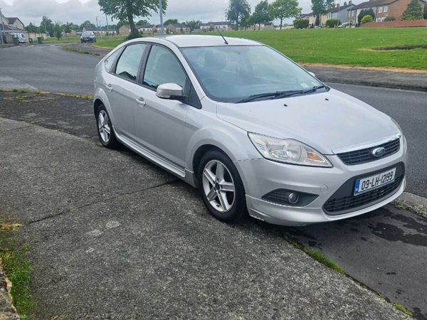 Ford Focus Hatchback, Diesel, 2009, Silver