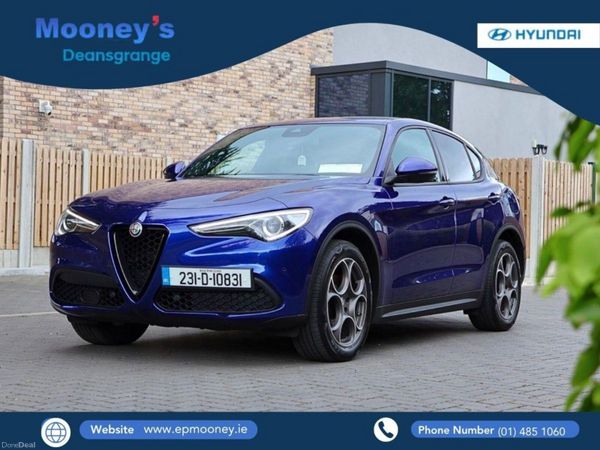 Alfa Romeo Stelvio Estate, Diesel, 2023, Blue