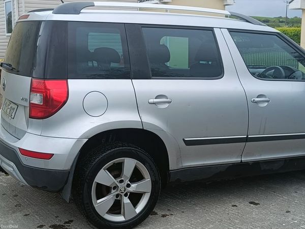 Skoda Yeti SUV, Diesel, 2016, Silver