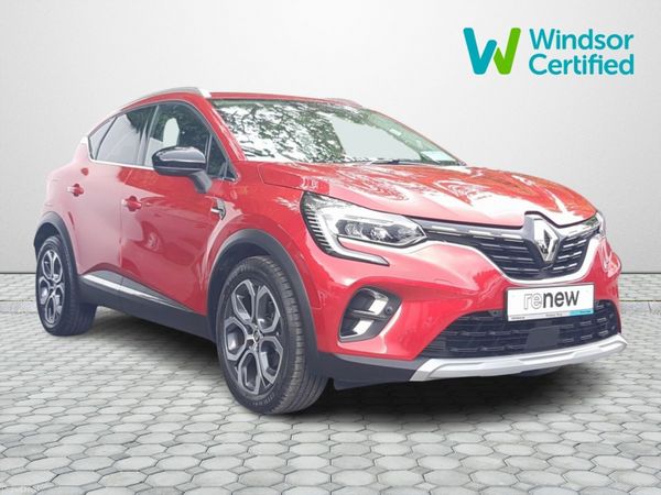 Renault Captur Hatchback, Petrol, 2025, Red