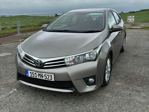 Toyota Corolla Saloon, Diesel, 2015, Bronze
