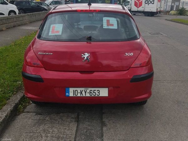 Peugeot 308 Hatchback, Diesel, 2010, Red