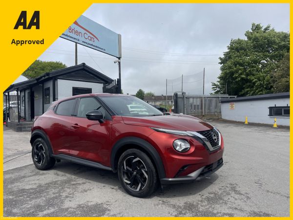 Nissan Juke Hatchback, Petrol, 2023, Red
