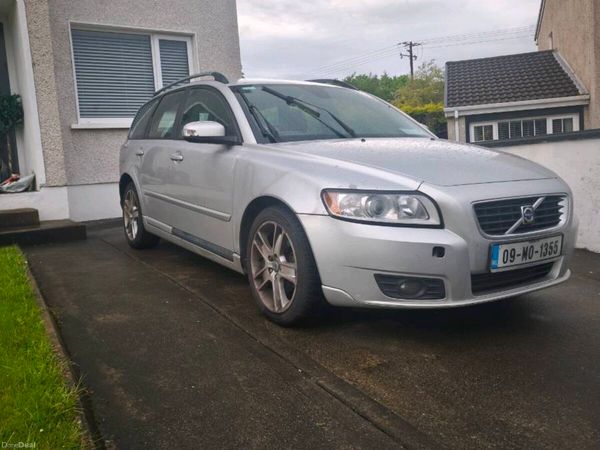 Volvo V50 Estate, Diesel, 2009, Silver