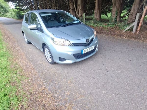 Toyota Vitz Hatchback, Petrol, 2012, Green