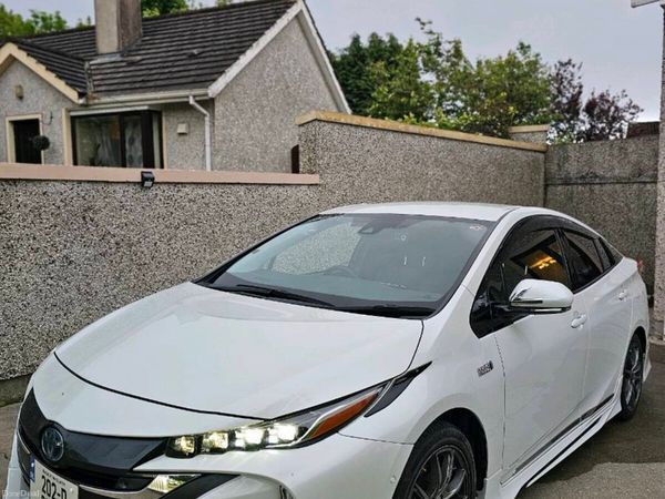 Toyota Prius Hatchback, Petrol Plug-in Hybrid, 2020, White