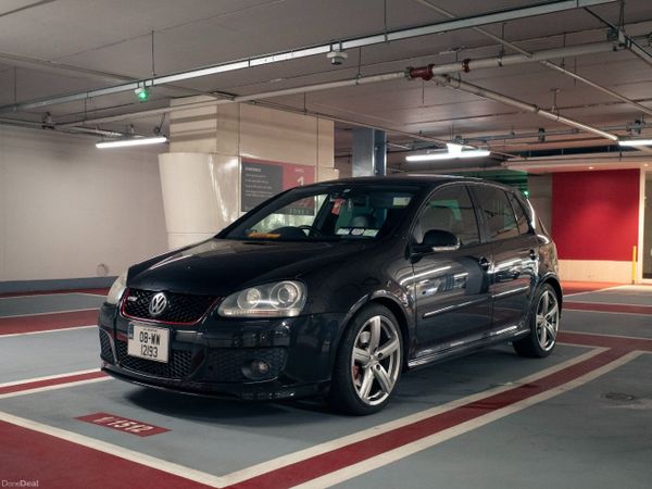 Volkswagen Golf Hatchback, Petrol, 2008, Black