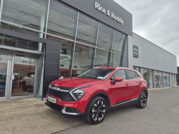 Kia Sportage MPV, Petrol Plug-in Hybrid, 2023, Red