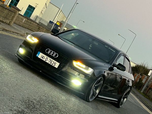 Audi A4 Saloon, Diesel, 2014, Black