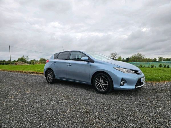 Toyota Auris Hatchback, Diesel, 2014, Blue