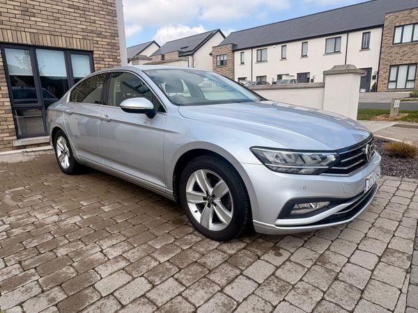 Volkswagen Passat Saloon, Diesel, 2020, Silver