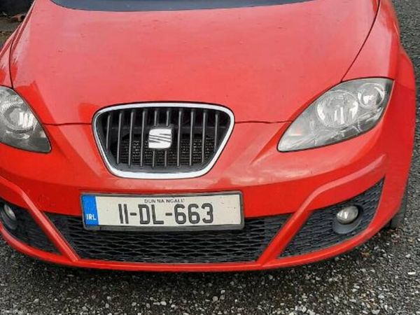 SEAT Altea MPV, Diesel, 2011, Red