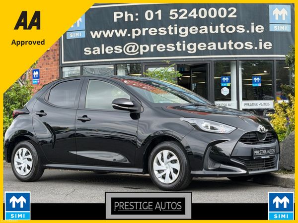 Toyota Yaris Hatchback, Petrol, 2022, Black