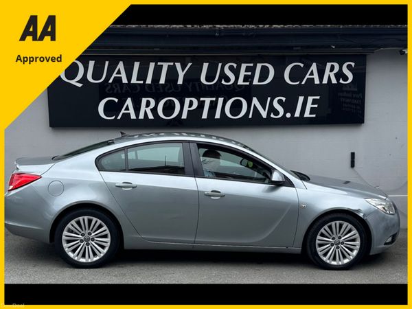 Opel Insignia Hatchback, Diesel, 2012, Silver