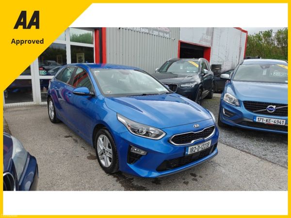 Kia Ceed Hatchback, Diesel, 2018, Blue
