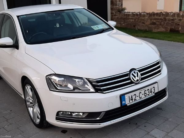 Volkswagen Passat Saloon, Diesel, 2014, White