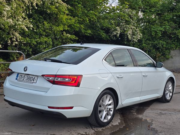 Skoda Superb Saloon, Diesel, 2017, White