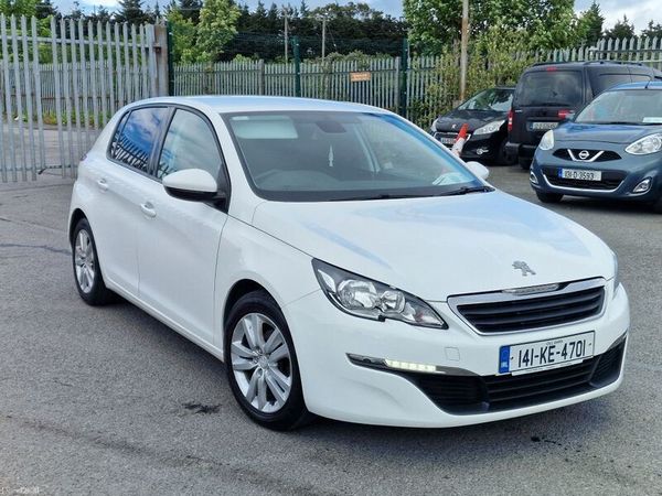 Peugeot 308 Hatchback, Diesel, 2014, White