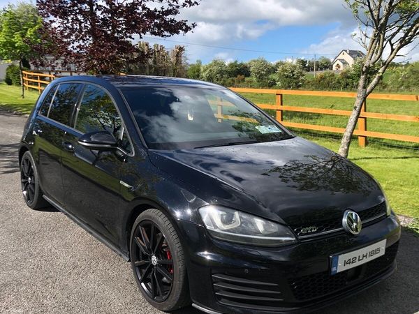 Volkswagen Golf Hatchback, Diesel, 2014, Black