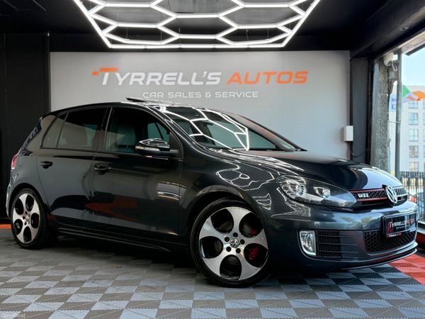 Volkswagen Golf Hatchback, Petrol, 2011, Grey