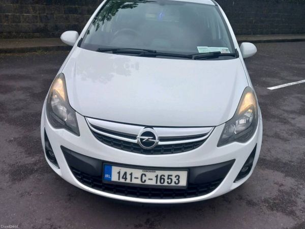 Opel Corsa Hatchback, Petrol, 2014, White