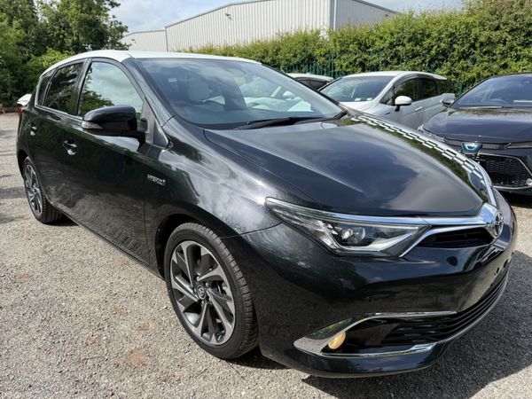 Toyota Auris Hatchback, Petrol Hybrid, 2016, Black