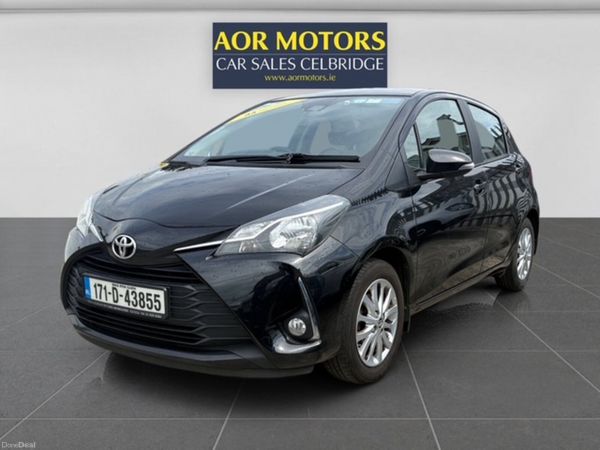 Toyota Yaris Hatchback, Petrol, 2017, Black