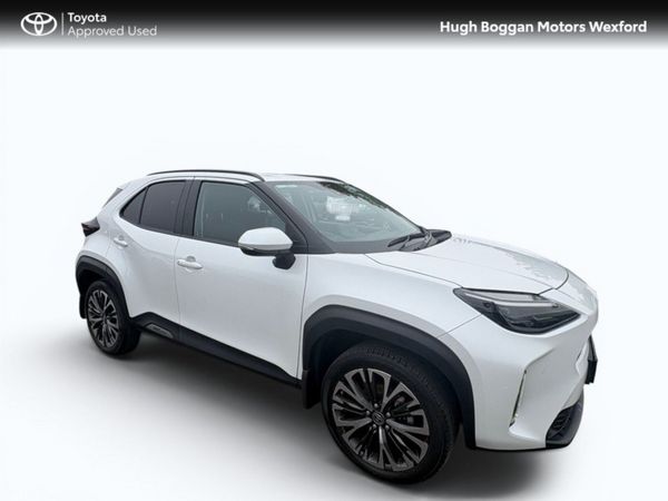 Toyota Yaris Cross Hatchback, Petrol Hybrid, 2024, White