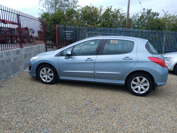 Peugeot 308 MPV, Diesel, 2012, Blue