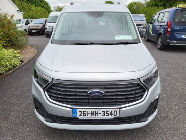 Ford Tourneo Connect MPV, Petrol Plug-in Hybrid, 2026, Grey