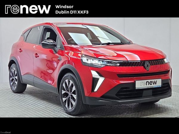 Renault Captur Hatchback, Petrol, 2025, Red
