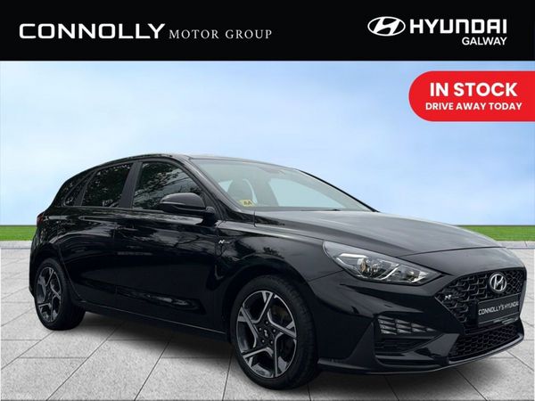 Hyundai i30 Hatchback, Petrol, 2024, Black