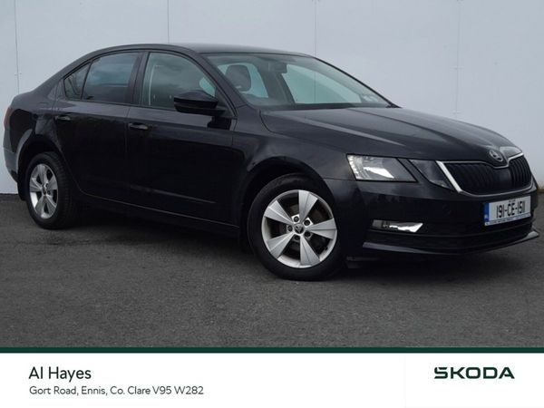 Skoda Octavia Saloon, Diesel, 2019, Black